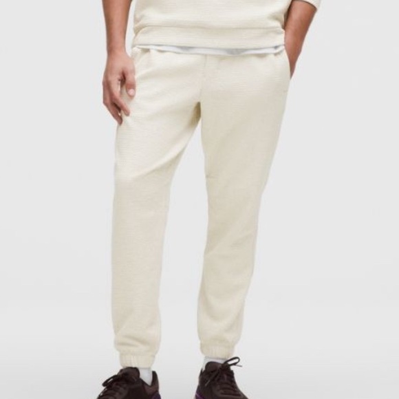 lululemon athletica Men's Cream Joggers - Picture 1 of 6